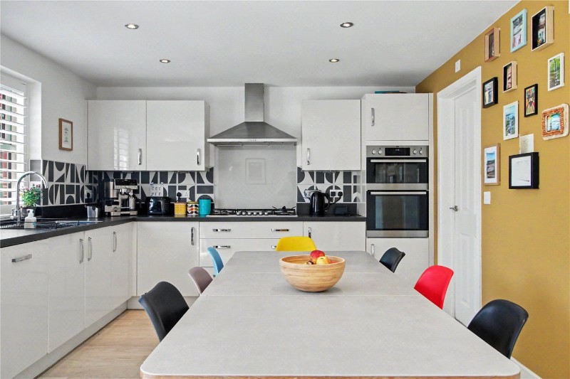 Neale Avenue, Poringland, Norwich, Norfolk, NR14