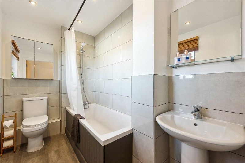 Benwell Road, London, N7