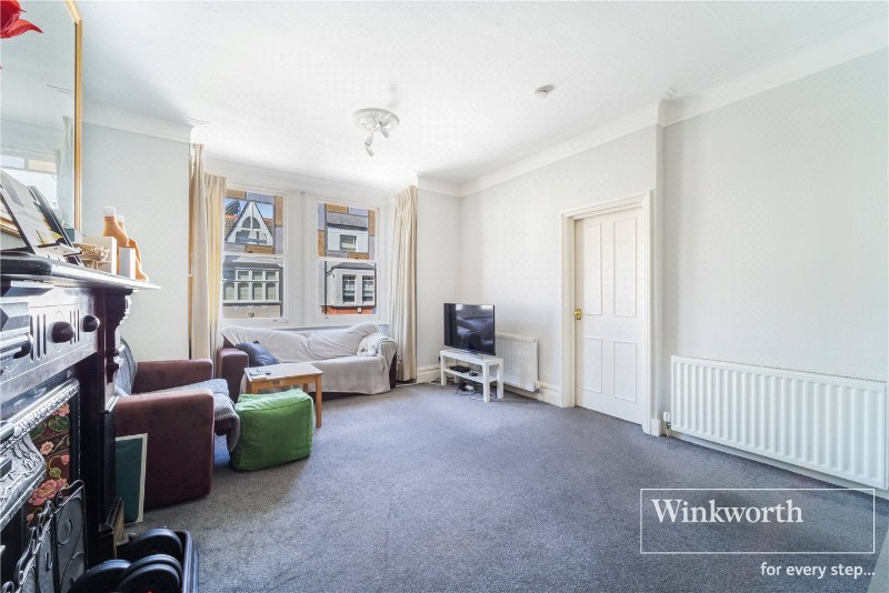 Ennismore Avenue, London, W4