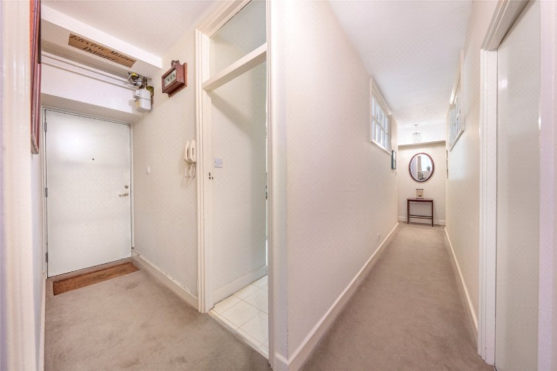 Eyre Court, Finchley Road, St John&#39;s Wood, London, NW8