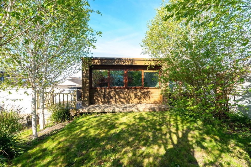 Lawns Close, Colehill, Wimborne, Dorset, BH21