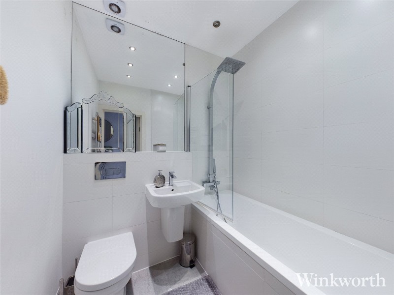 Montpelier Avenue, London, W5