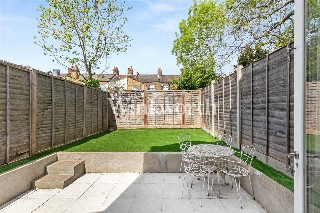 Woodside Gardens, London, N17