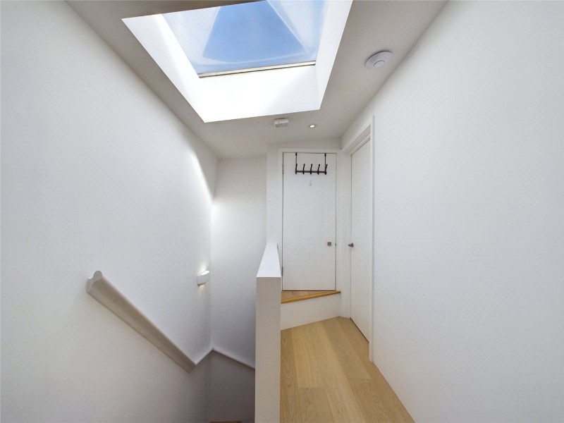 Bridel Mews, London, N1
