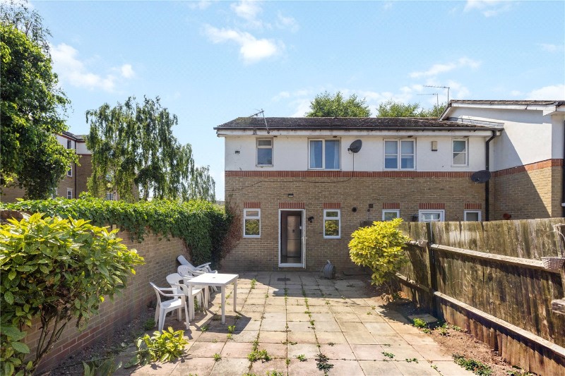 Culloden Close, London, SE16