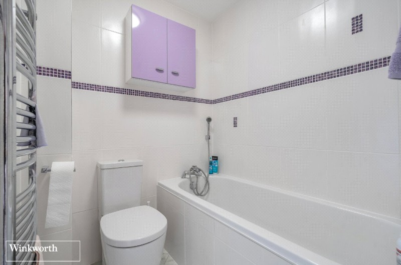 Becket Court, Worting, Basingstoke, RG23