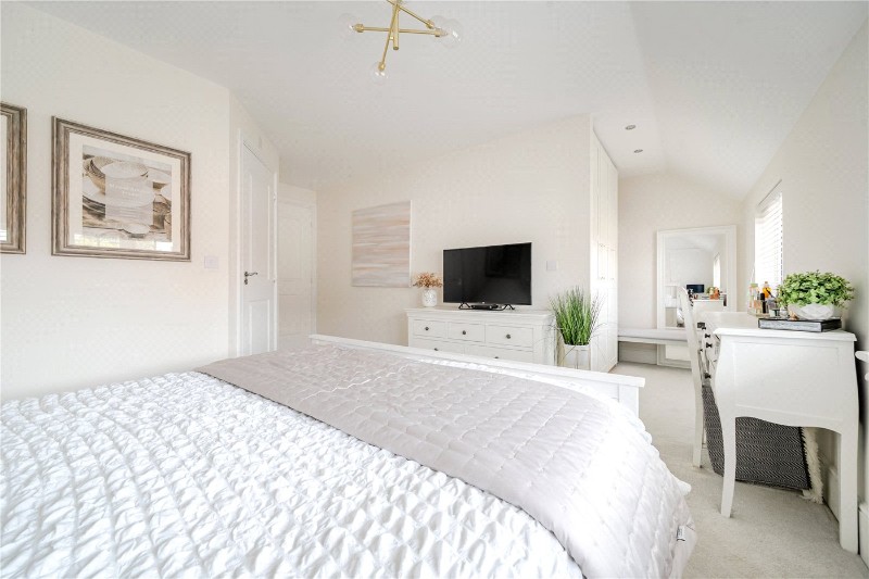 Austen Grove, Arborfield Green, Reading, Berkshire, RG2