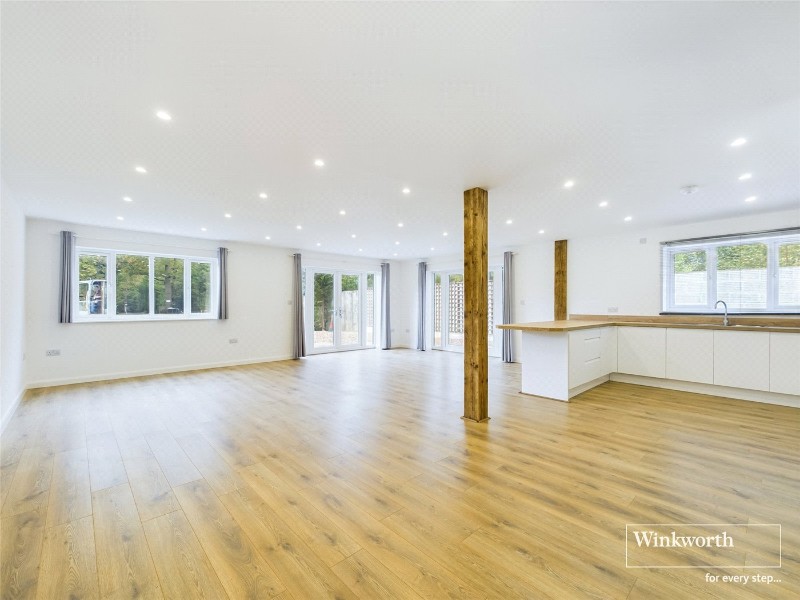 New Mill Road, Finchampstead, Wokingham, Berkshire, RG40