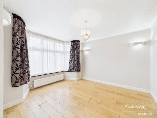 Pickett Croft, Stanmore, HA7