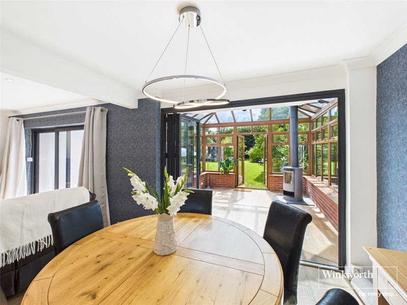 Highdown Avenue, Emmer Green, Reading, Berkshire, RG4