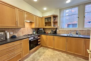 Warwick Road, Beaconsfield, HP9