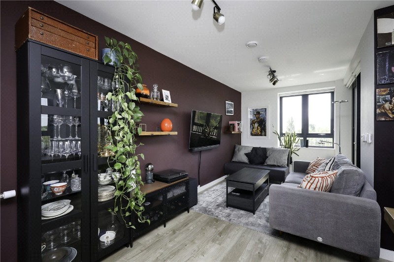 Lakeside Drive, London, NW10