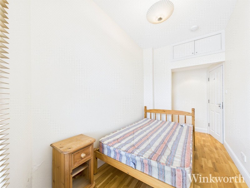 Grosvenor Parade, Uxbridge Road, Ealing, London, W5