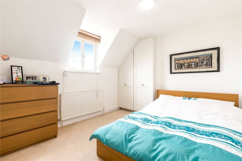 Cromford Road, London, SW18