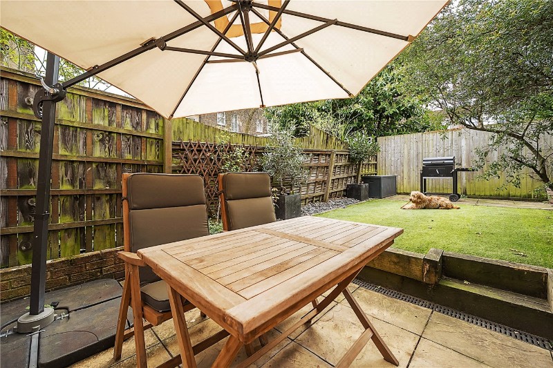 Montrose Way, London, SE23