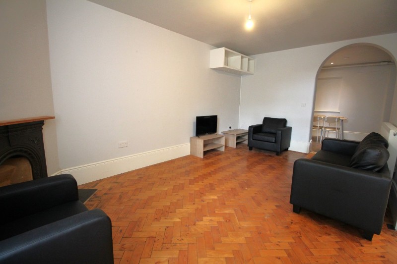 Hillcourt Road, Cheltenham, Gloucestershire, GL52