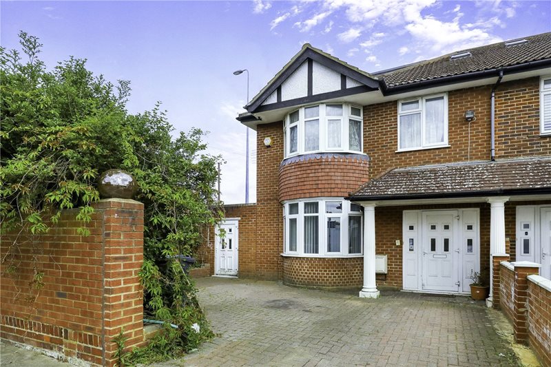 St. Dunstans Avenue, London, W3