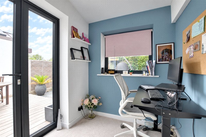 Manor Lane, Hither Green, London, SE13