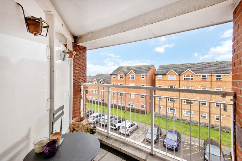 Macmillan Way, London, SW17