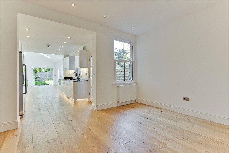 Elmgrove Road, Weybridge, Surrey, KT13