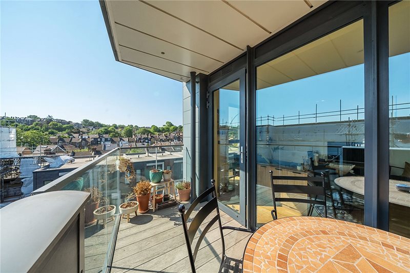 14 Hawthorne Crescent, Greenwich, London, SE10