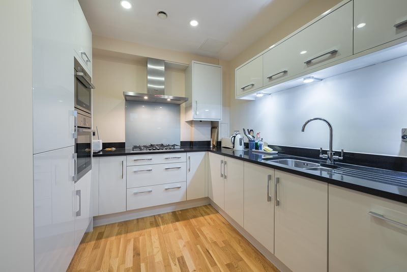 Moreton Street, London, SW1V