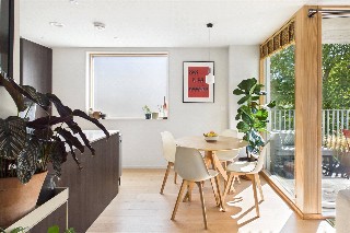 Knollys Road, London, SW16