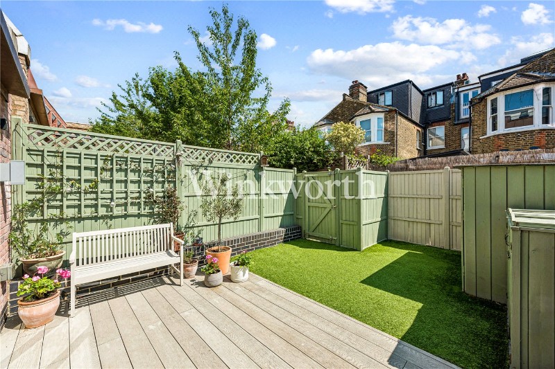 Apple Tree Road, London, N17