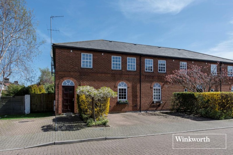 Hamlet Square, Golders Green, London, NW2