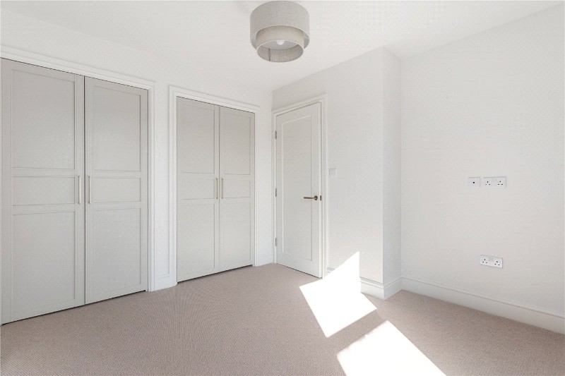 Garratt Lane, London, SW17