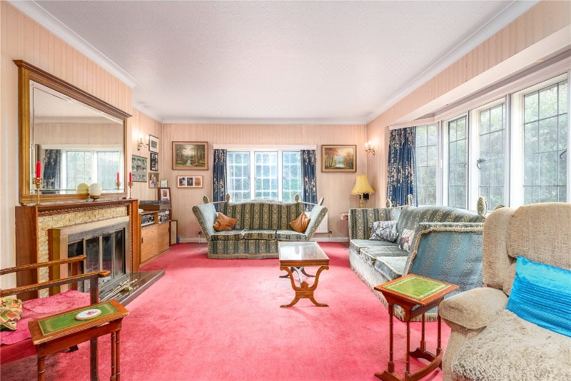 Byfleet Road, Cobham, Surrey, KT11