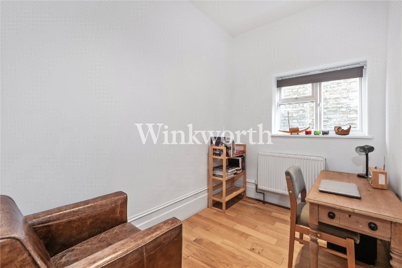 Compton Road, London, N21