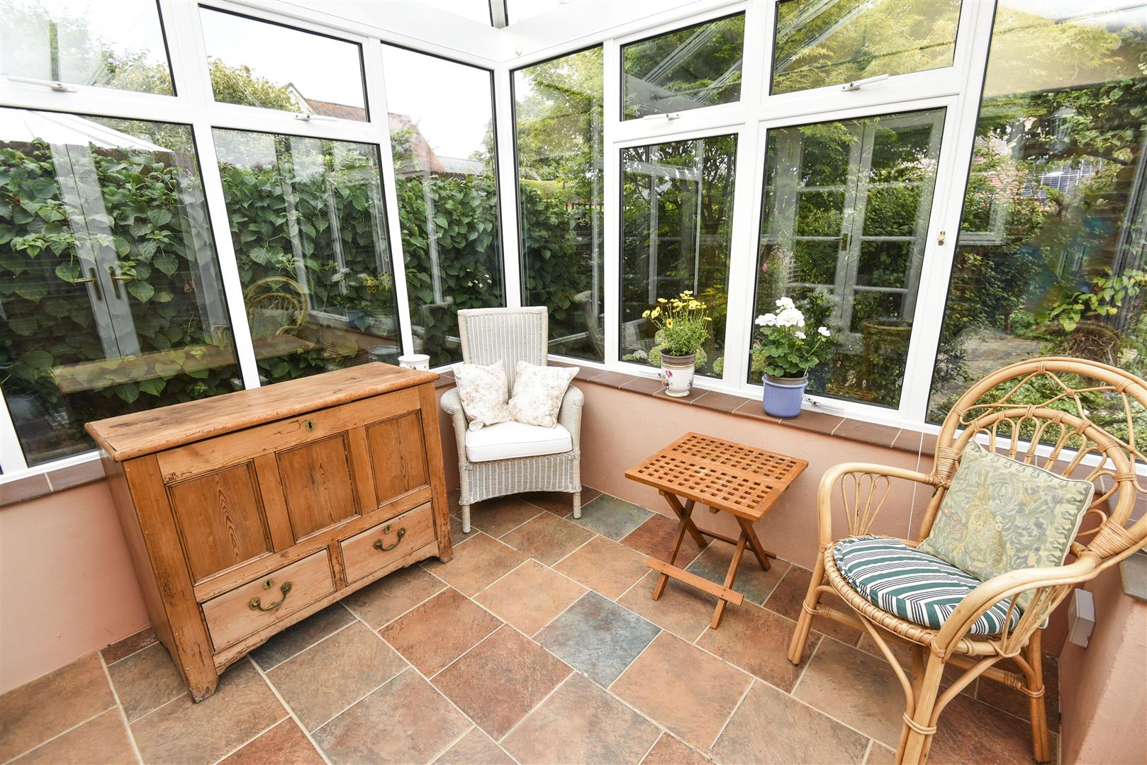 A CONSERVATORY 2.JPG