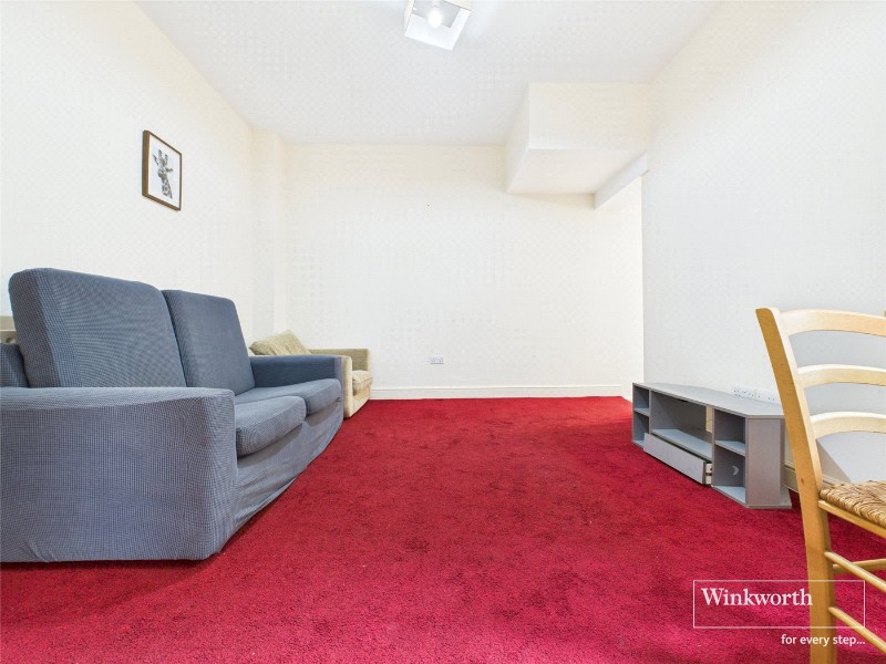 Western Elms Avenue, Reading, Berkshire, RG30