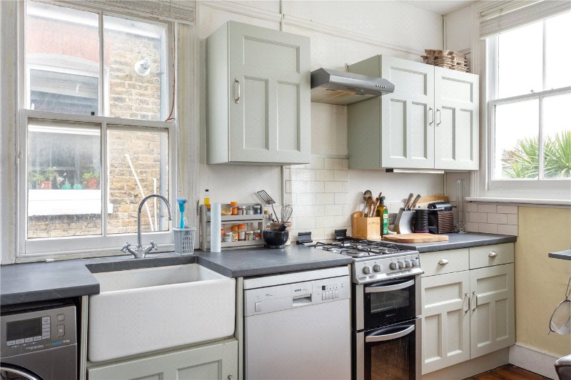 Salterford Road, London, SW17