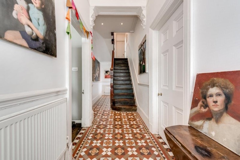 Sellons Avenue, London, NW10