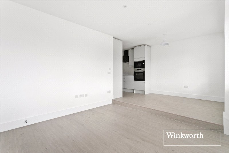 Arcadia Avenue, London, N3