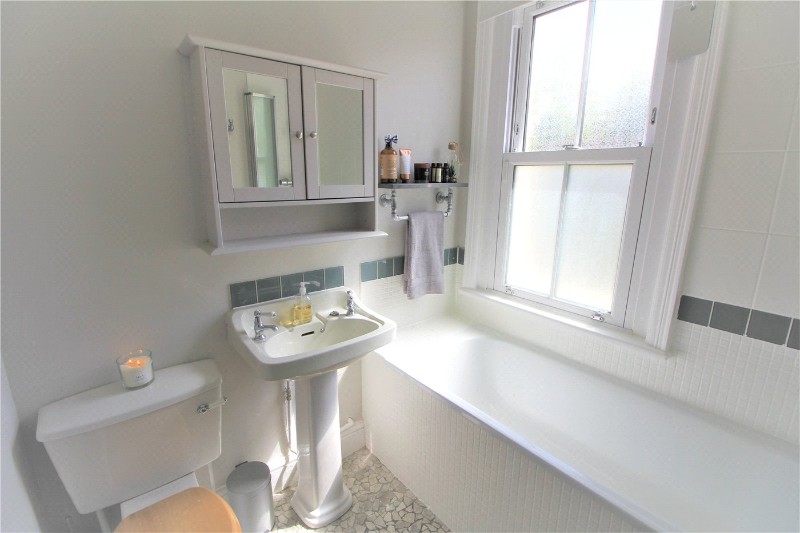 Hales Road, Cheltenham, GL52
