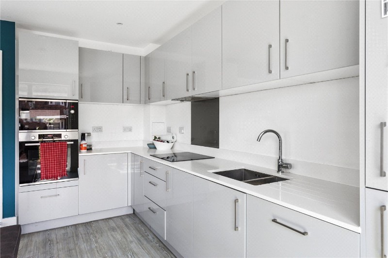 Matthias Road, London, N16