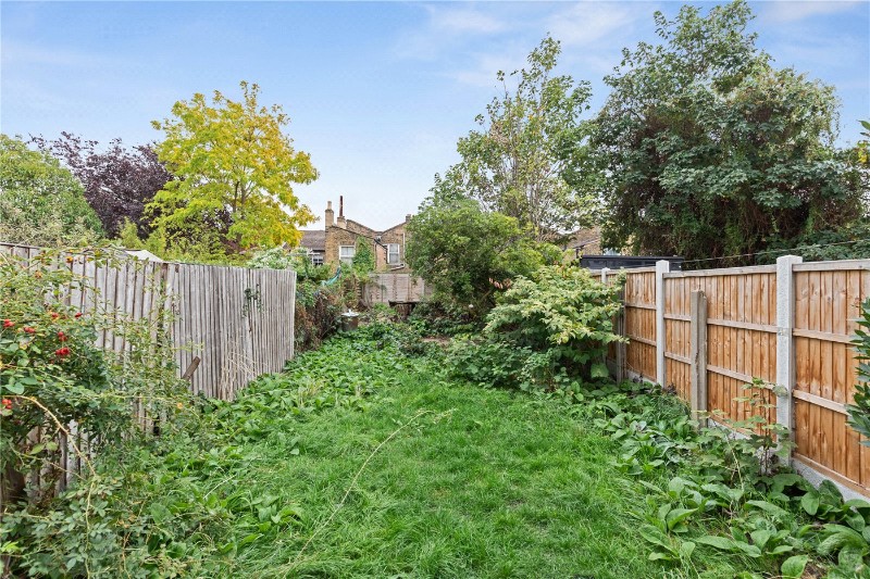 Dunlace Road, London, E5