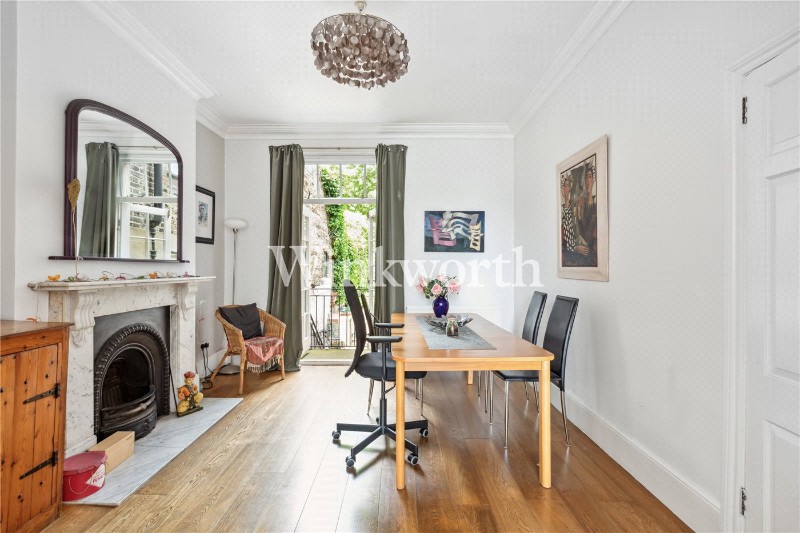 Laura Terrace, London, N4