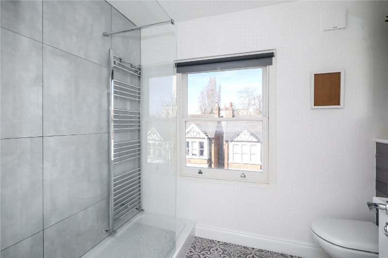 Mill Hill Road, London, W3