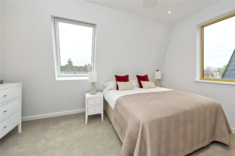 1023-1025 Garratt Lane, Tooting, London, SW17