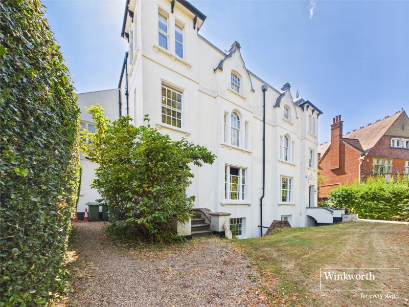 Donnington Square, Newbury, Berkshire, RG14