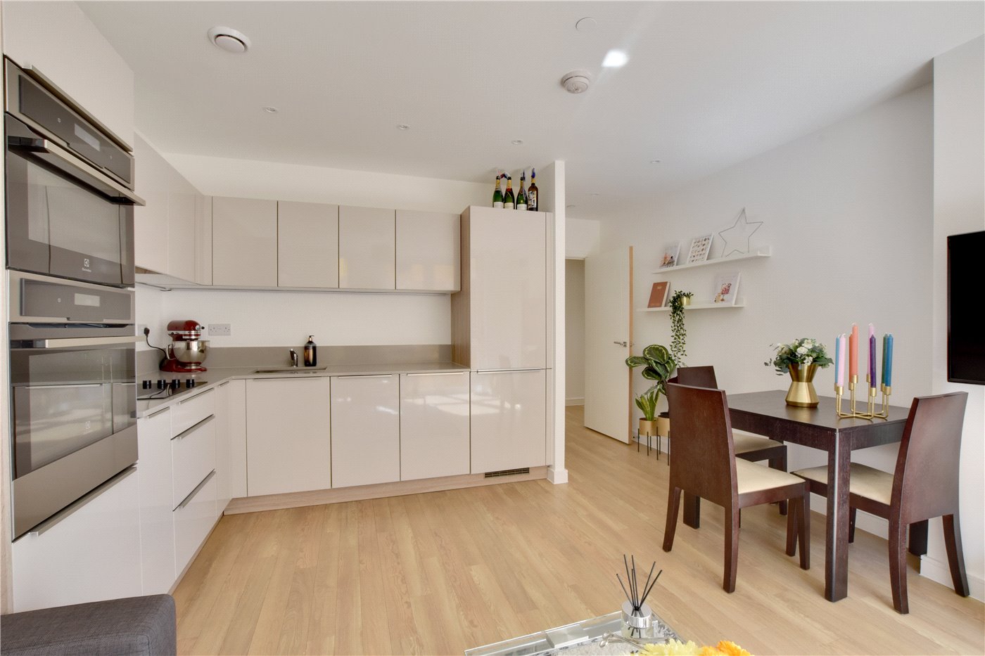 Kitchen/Dining