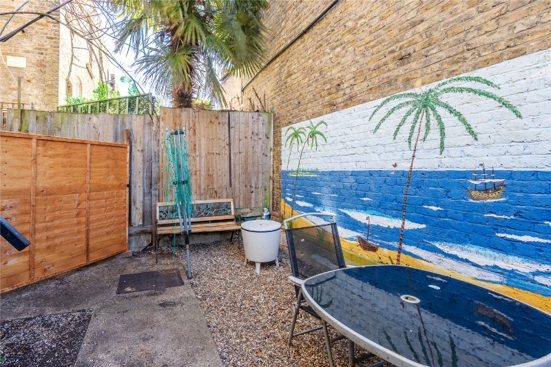 Herne Hill Road, London, SE24