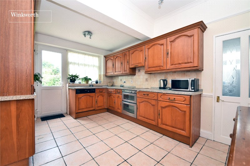 Langley Avenue, Worcester Park, KT4