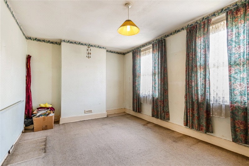 Henslowe Road, London, SE22