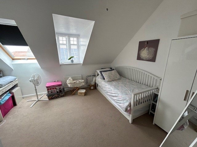 Warwick Close, Bourne, Lincolnshire, PE10