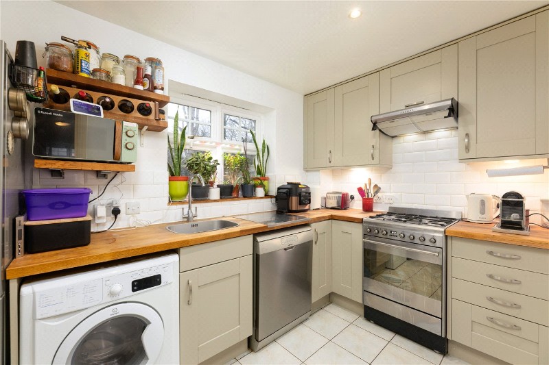 Upper Richmond Road, London, SW15